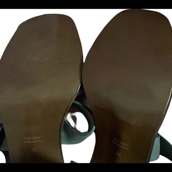 BOEMOS Grey Leather Heel Buckle Sandals - Picture 6 of 6